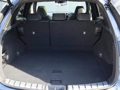 صورة مصغرة 16 لـ 2025 Lexus NX