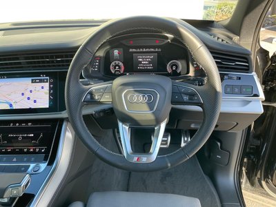 AUDI Q7 - 9