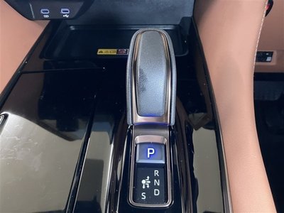 صورة مصغرة 13 لـ 2023 Toyota VELLFIRE