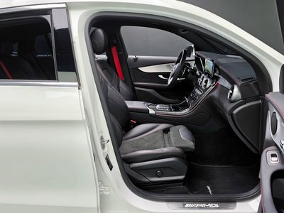 MERCEDES-BENZ GLC - 10