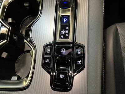 2023 Lexus RX — миниатюра 24