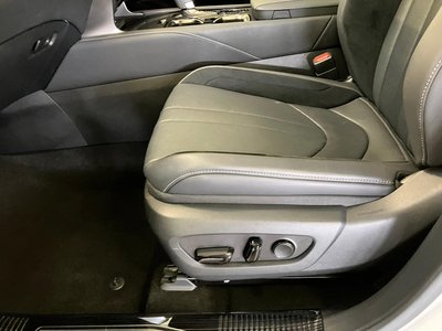 2023 Lexus RX — миниатюра 16