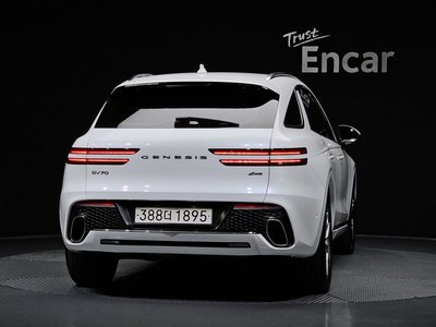 2023 Genesis GV70 photo 3