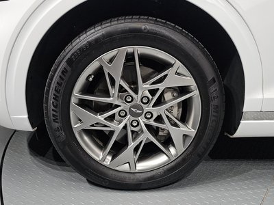 2023 Genesis GV70 photo 6