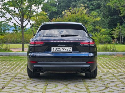 PORSCHE CAYENNE - 6