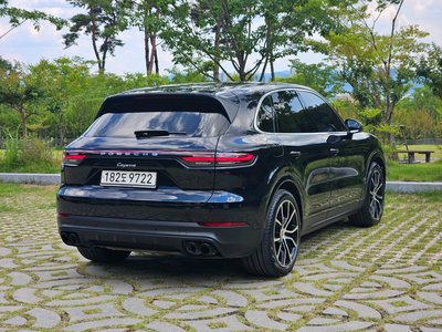 PORSCHE CAYENNE - 2