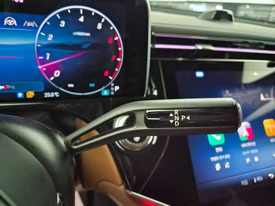 2026 Mercedes-BENZ E-CLASS photo 9