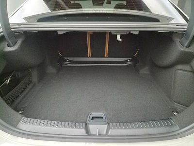 صورة مصغرة 15 لـ 2026 Mercedes-BENZ E-CLASS