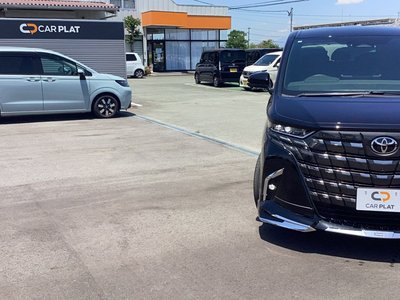 TOYOTA ALPHARD - 2