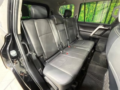 TOYOTA LAND CRUISER - 9