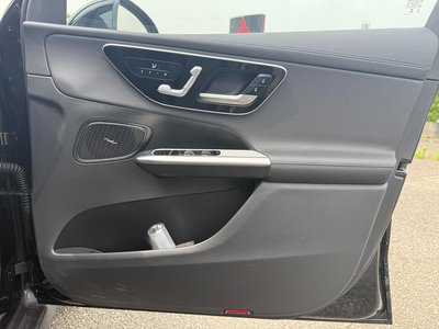 2025 Mercedes-BENZ GLC photo 7