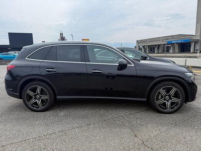 2025 Mercedes-BENZ GLC photo 5