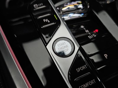 2025 BMW X5 — миниатюра 31