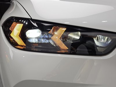 2025 BMW X5 — фото 9