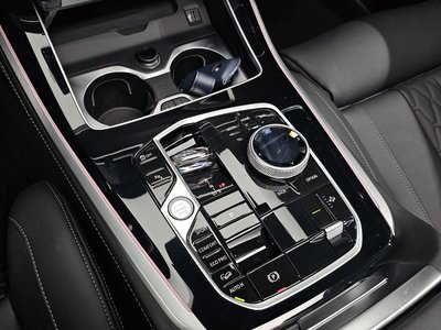 2025 BMW X5 — миниатюра 12