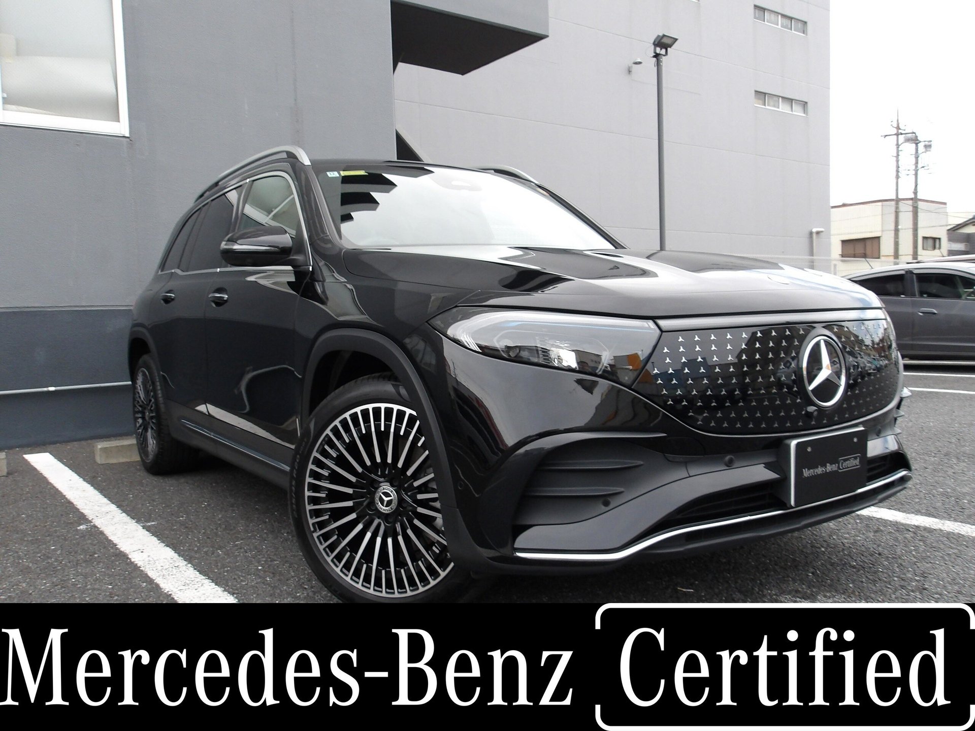 MERCEDES-BENZ EQB - View 1