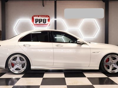 MERCEDES-BENZ C-CLASS AMG - 6