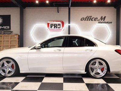 MERCEDES-BENZ C-CLASS AMG - 4