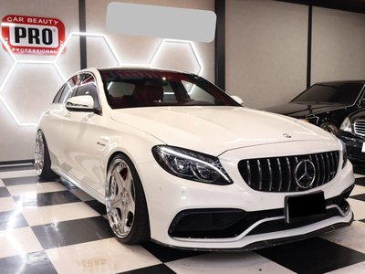 MERCEDES-BENZ C-CLASS AMG - 10