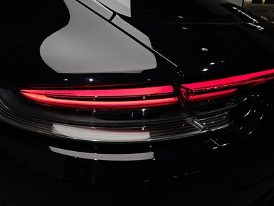 2021 Porsche PANAMERA photo 10
