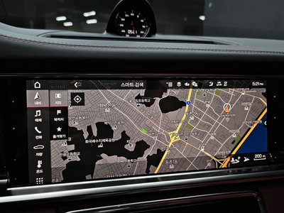 2021 Porsche PANAMERA thumbnail 20