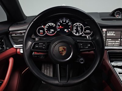 2021 Porsche PANAMERA thumbnail 19