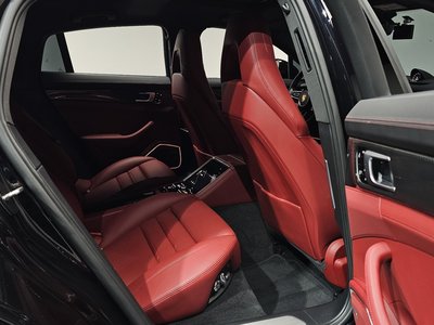 2021 Porsche PANAMERA thumbnail 18