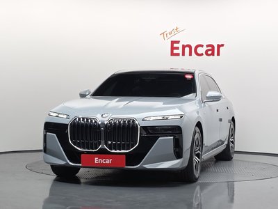 BMW 7 SERIES - 2