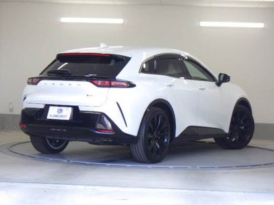 TOYOTA CROWN SPORT - 2