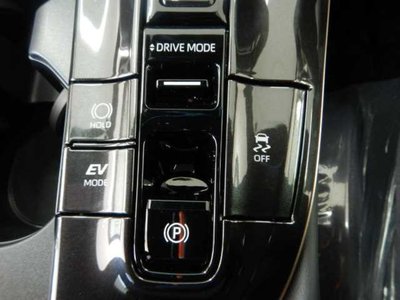 TOYOTA CROWN SPORT - 6