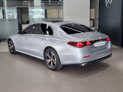 صورة 5 لـ 2025 Mercedes-BENZ E-CLASS