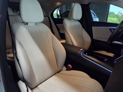 صورة 10 لـ 2025 Mercedes-BENZ E-CLASS