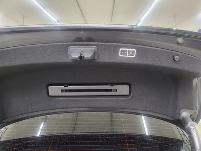 GENESIS G80 (RG3) - 9