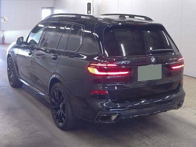 2024 BMW X7 — фото 2