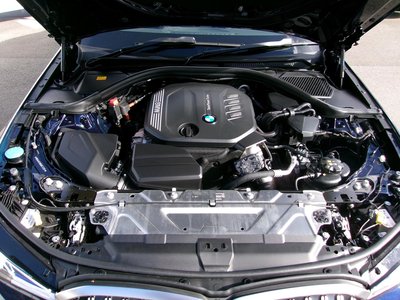 BMW 3 SERIES - 10
