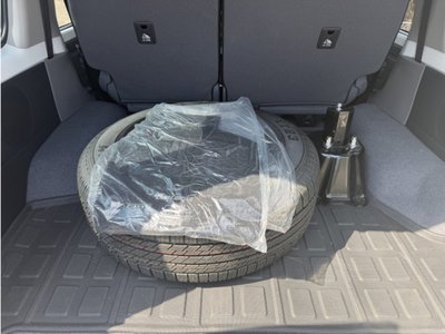 TOYOTA LAND CRUISER 70 - 10