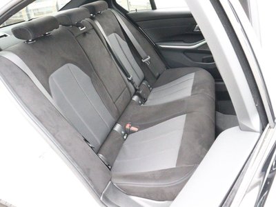 2025 BMW 3 SERIES — миниатюра 15