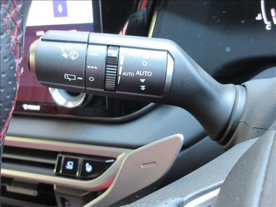 صورة 6 لـ 2023 Lexus RX