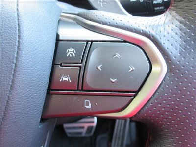 صورة 5 لـ 2023 Lexus RX