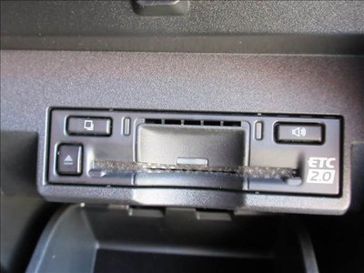صورة 10 لـ 2023 Lexus RX