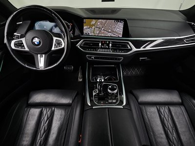 2022 BMW X7 photo 5