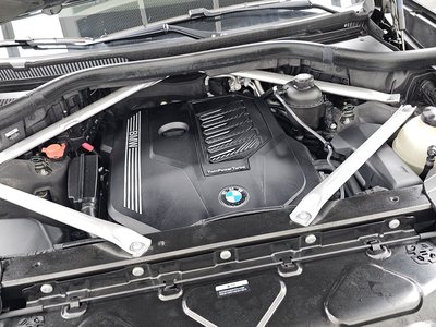 2022 BMW X7 photo 7