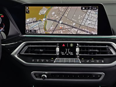 2022 BMW X7 — миниатюра 20