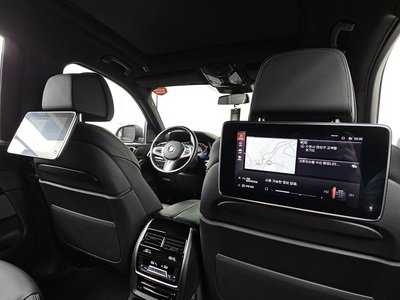 2022 BMW X7 — миниатюра 33