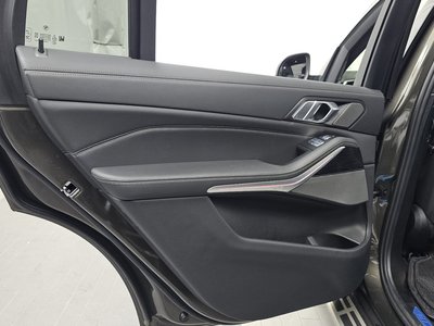 2022 BMW X7 — миниатюра 15