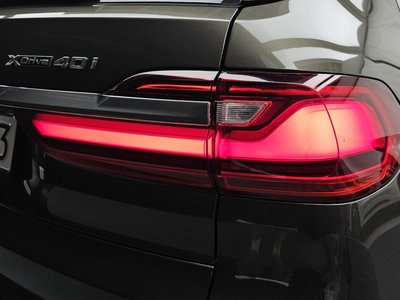 2022 BMW X7 photo 10