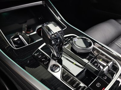 2022 BMW X7 — миниатюра 12