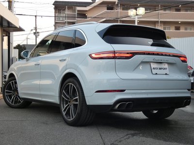 PORSCHE CAYENNE - 5