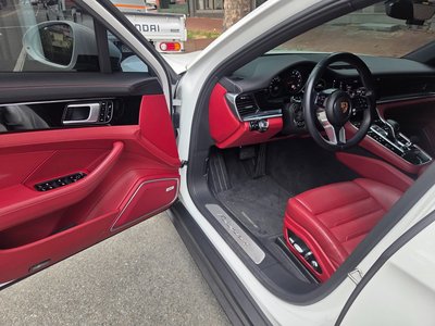PORSCHE PANAMERA - 10