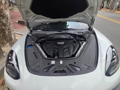 PORSCHE PANAMERA - 7